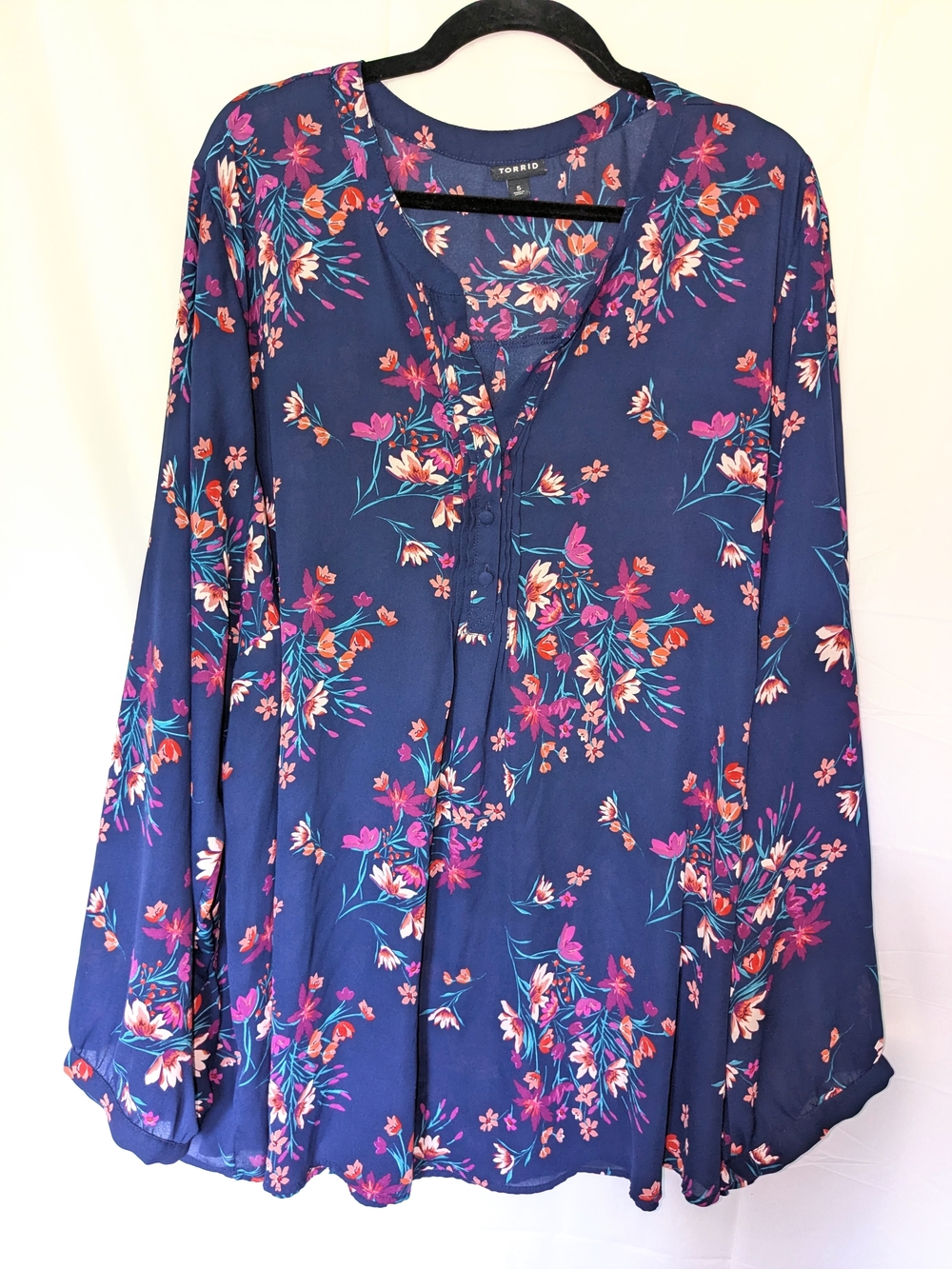 torrid Navy Floral V-Neck Tunic Top